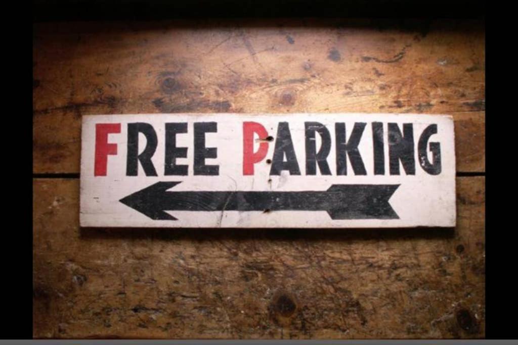 Апартаменти Pop Art Pad Heart Of Old Town With Parking! Гастінгс Екстер'єр фото